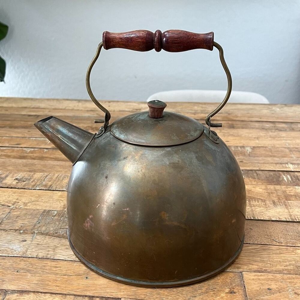 Vintage New Philadelphia Copper Tea Pot w/ Wooden Handle Made in Korea